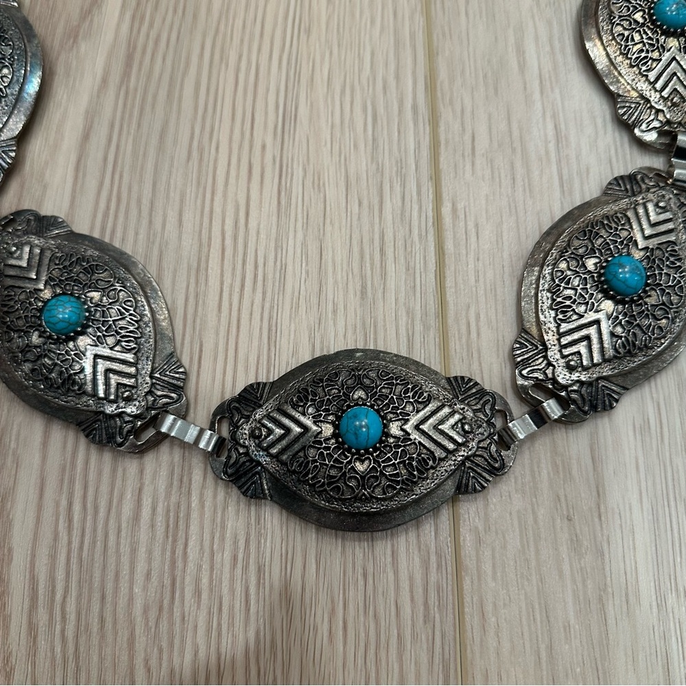 LIKE NEW Boho Silver Chain Belt - Picture 3 of 3